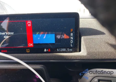 2023 Ford Mustang Mach-E Select z USA, uszkodzony, nr VIN 3FMTK1RM5PMA30178